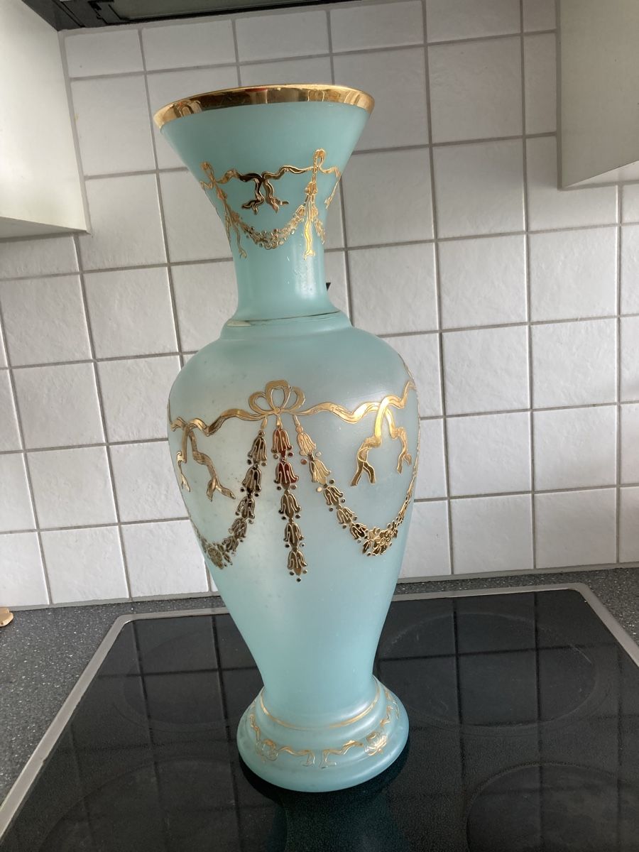 Vasi & Recipienti: Vase Opalglas Höhe 52 cm – Usato da HORGEN venduto da Jonai