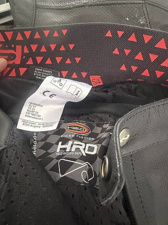 Lotti di vestiti: Motorradjacke und Hose – Usato da Zollikofen venduto da Midi06 2