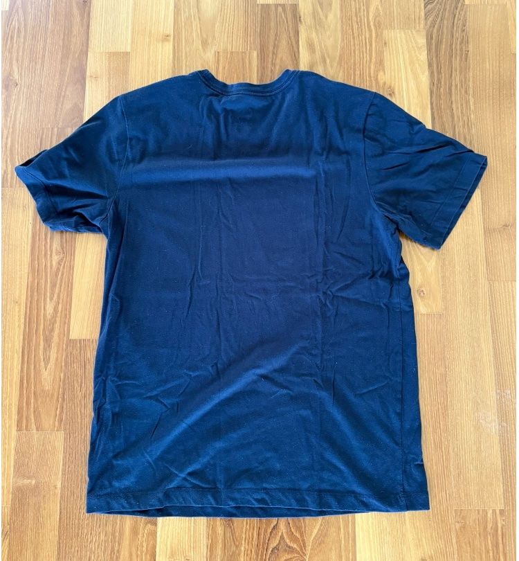 Nike T-Shirts: Schwarzes Nike T-shirt – Gebraucht aus Dänikon ZH von eigenhbe 1