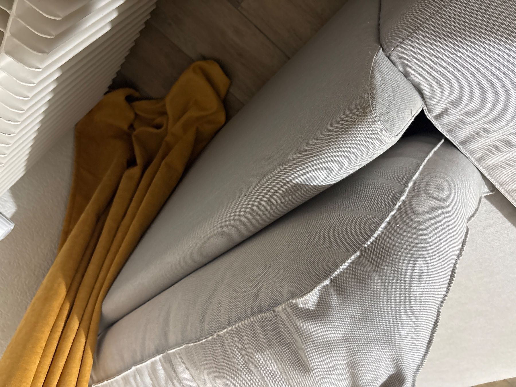 Ikea Divani: Canapé – Usato da La Côte-aux-Fées venduto da lou_wln9 3