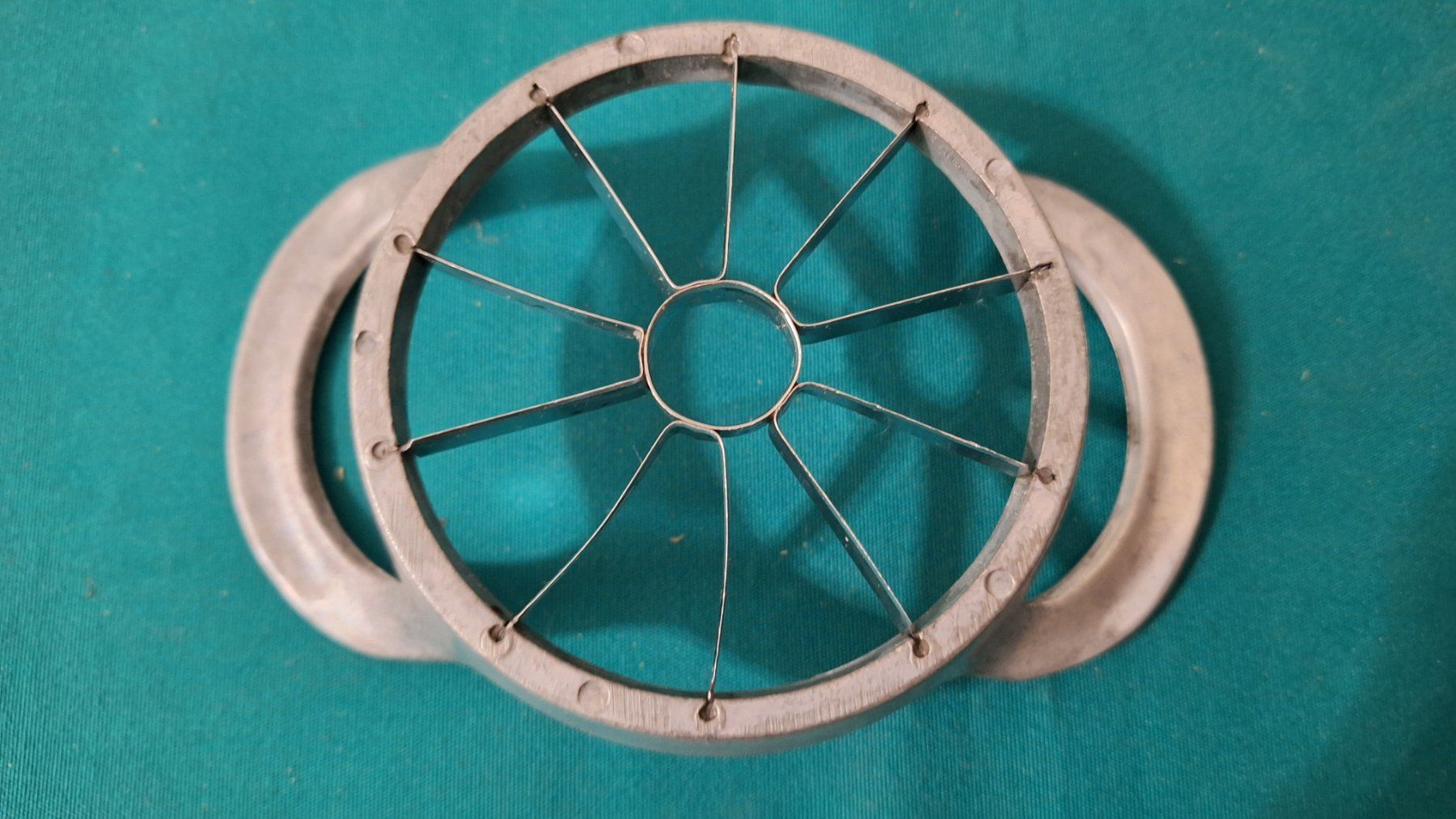 Elettrodomestici da cucina: Vintage Apfelschneider , Metall – Usato da Arlesheim venduto da shopradl 2