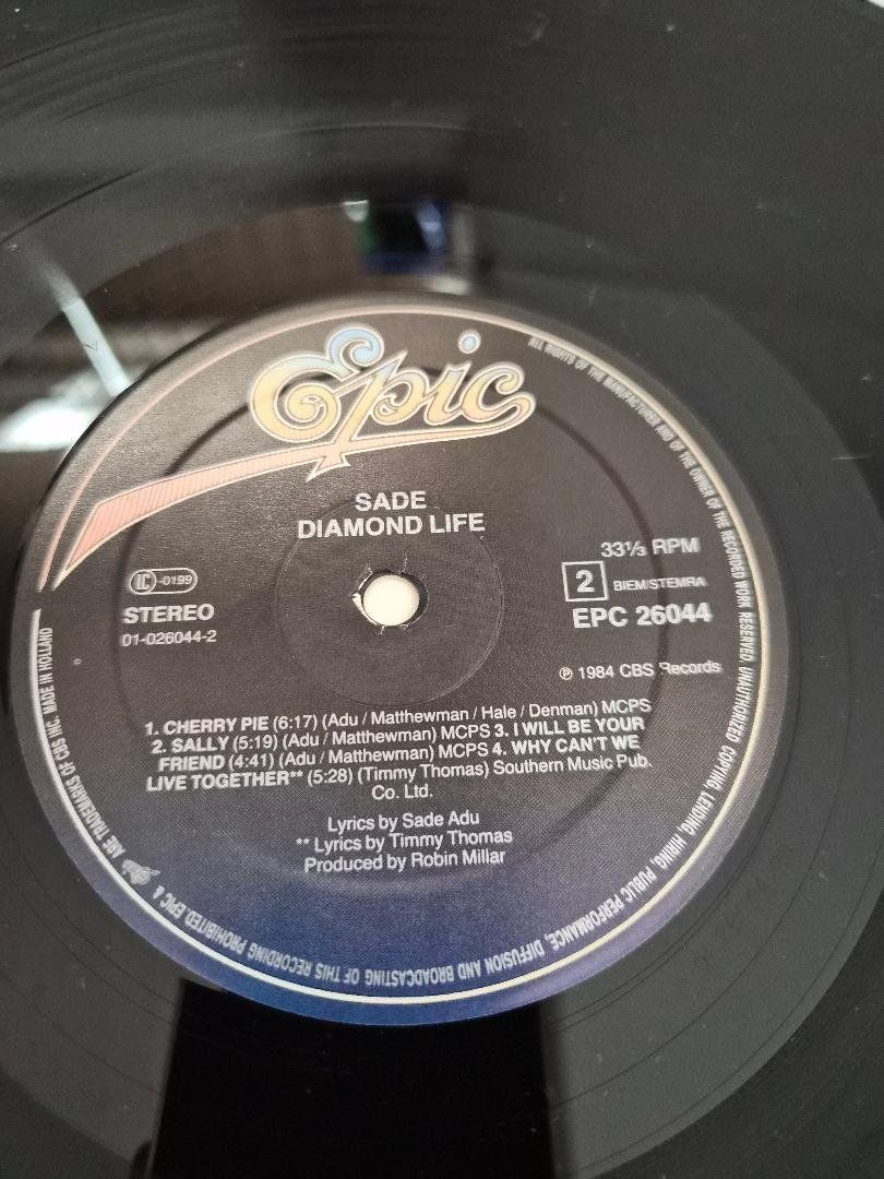 Dischi in vinile: Schallplatte / LP SADE "Diamond life" – Usato da Dielsdorf venduto da Haesi0 4