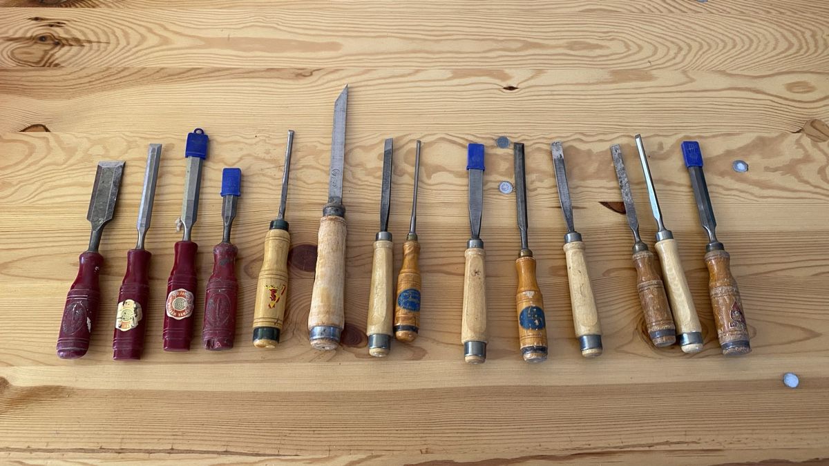 Tutti gli attrezzi: Diverse Stechbeitel Werkzeug geschliffen – Usato da Feuerthalen venduto da 181222