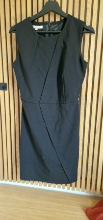 Kleid schwarz Grösse S, passt für XS