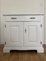 Weisse Holzkommode / Sideboard (80 x 52 x 75)