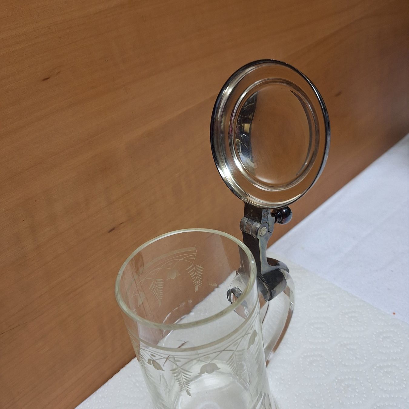 Bicchieri: Versand möglich. Antikes Bierglas mit speziellem Griff – Usato da Winterthur venduto da Goldpipau 9