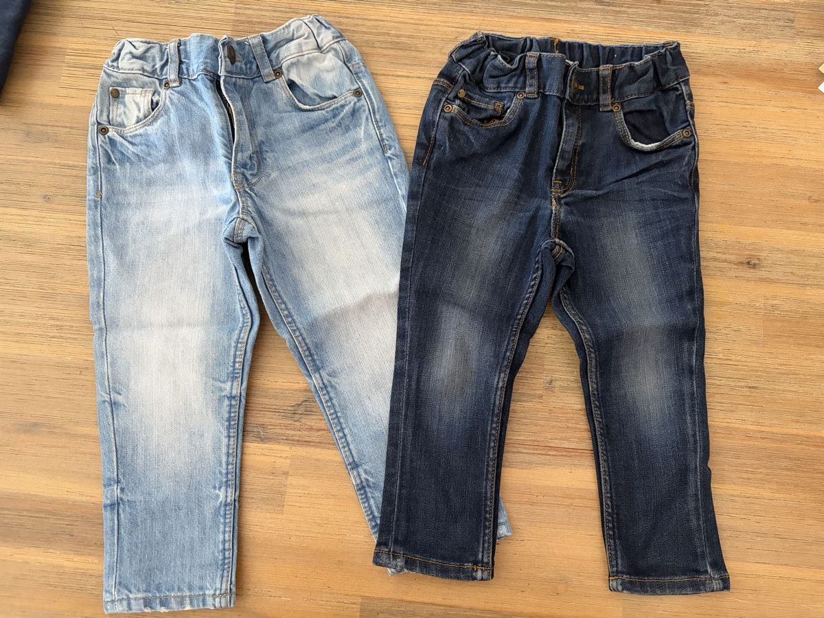 Lotti & Set di vestiti: Lot de 4 jeans taille 80 – Usato da Sion venduto da Nelsonkatz 2