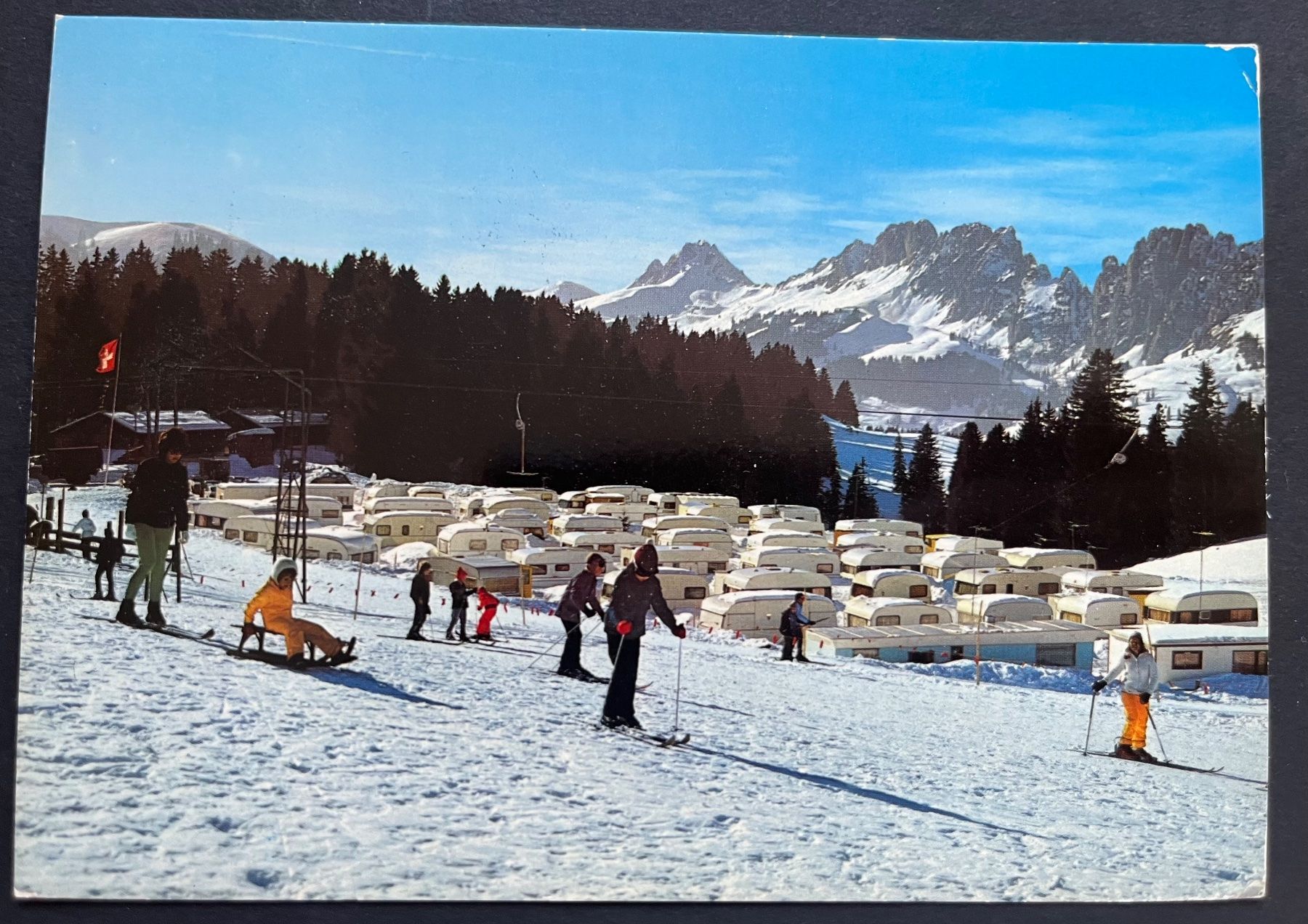 Cartoline postali: Jaunpass, Skilift und Campingplatz – Usato da Ostermundigen venduto da DaxKarten-75