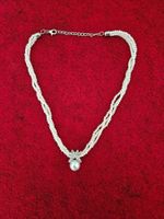 Perlenhalskette mit Anhänger, elegant, neuwertig Modeschmuck