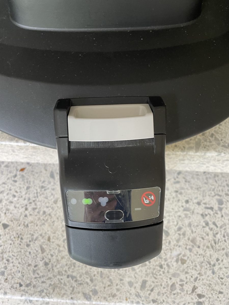 Maxi-Cosi Seggiolini per auto: FamilyFix One I-size Maci Cosi Base – Usato da Meilen venduto da val_tsv8 4