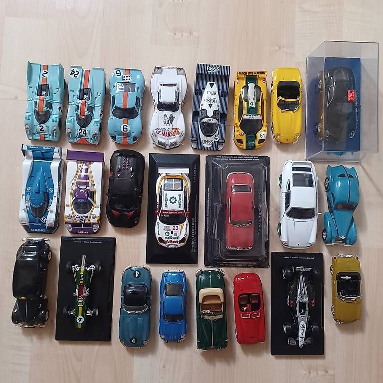 Modellautos: Collection voitures 1:43 a vendre – Gebraucht aus Romont FR von cti_sdw2 1