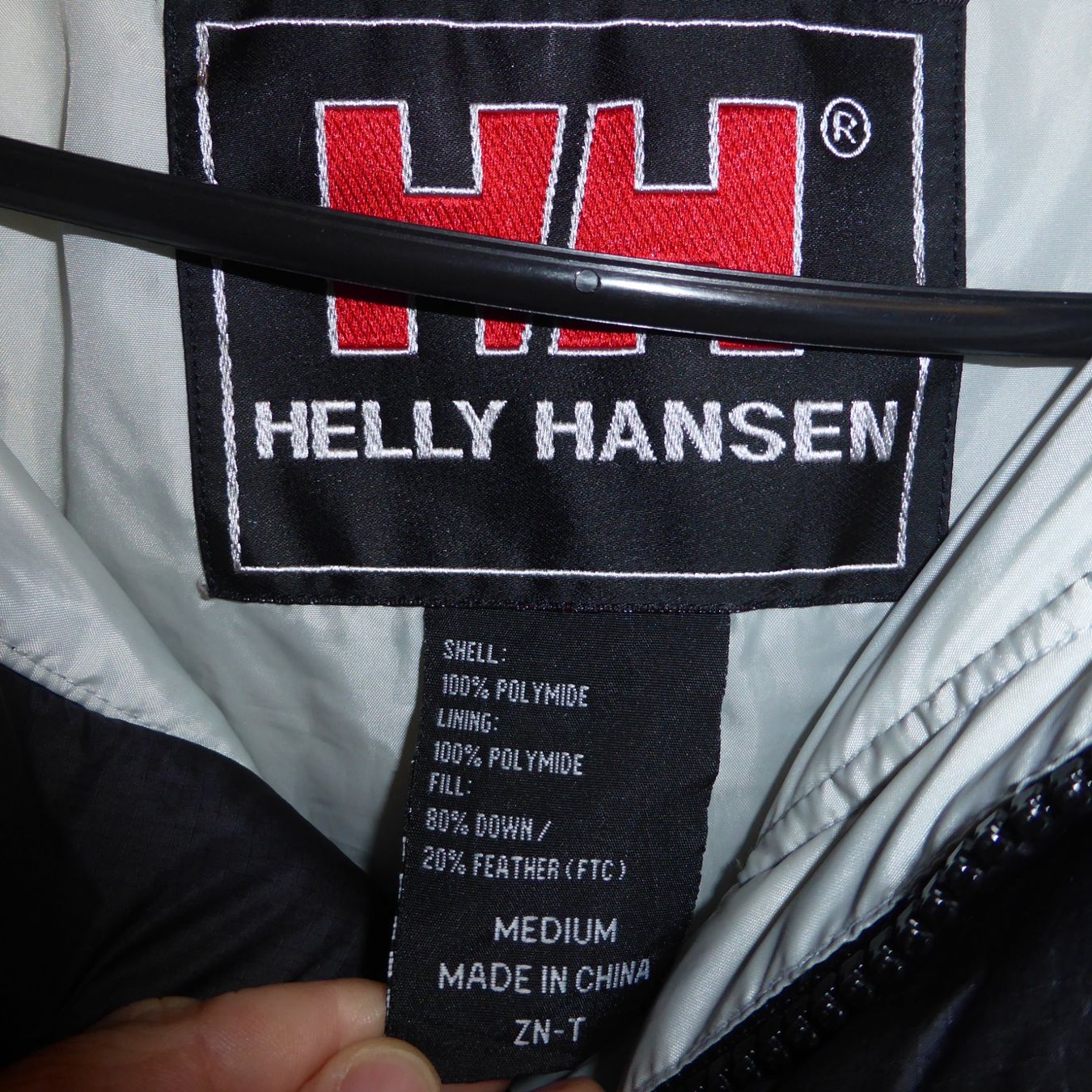 Helly Hansen Giacche: Daunenjacke HELLY HANSEN, Gr. M / VINTAGE – Usato da St.Gallen venduto da regenbogen5 1