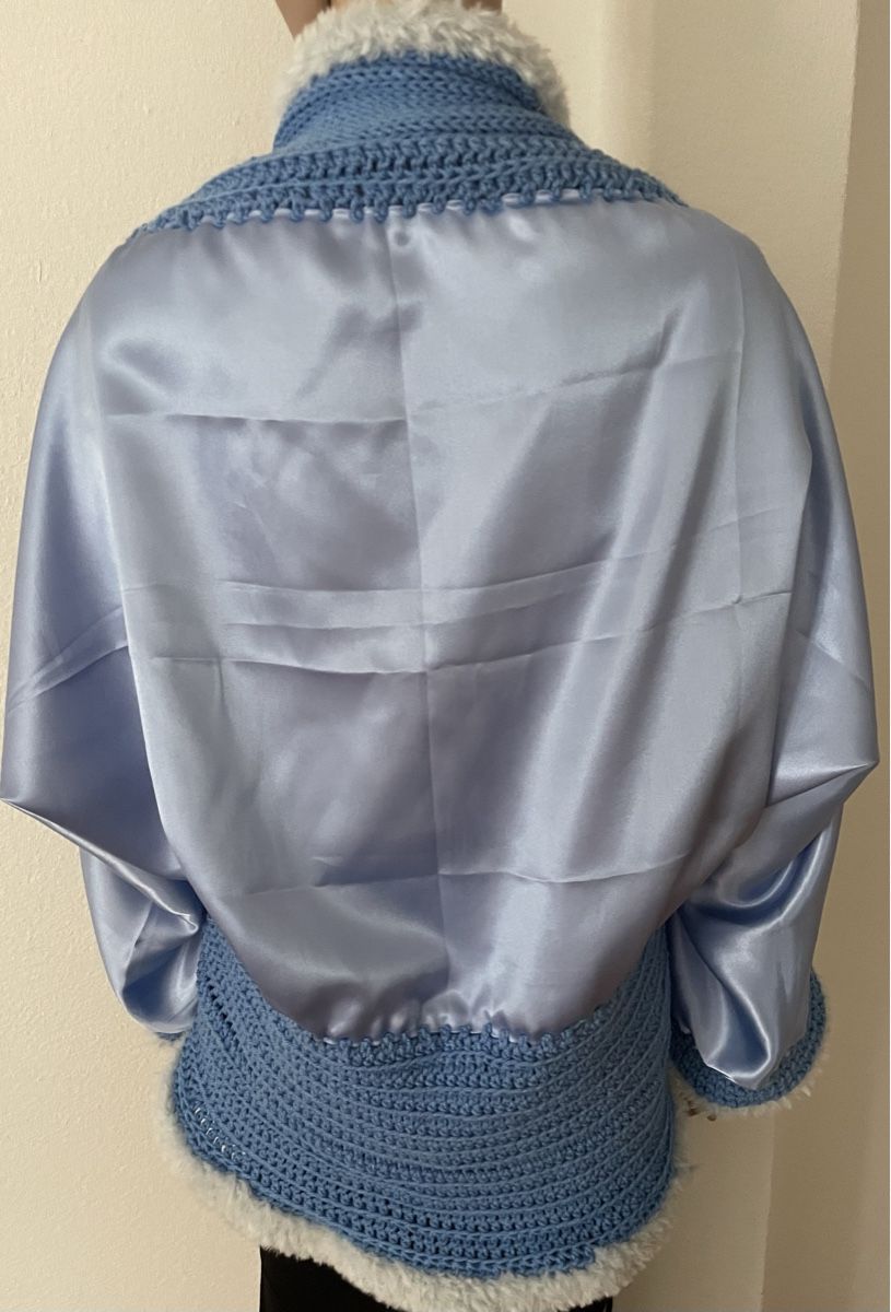 Jacken: Jacke Hellblau Glanz  Neu – Neu und originalverpackt aus Au ZH von Jaggy4 4
