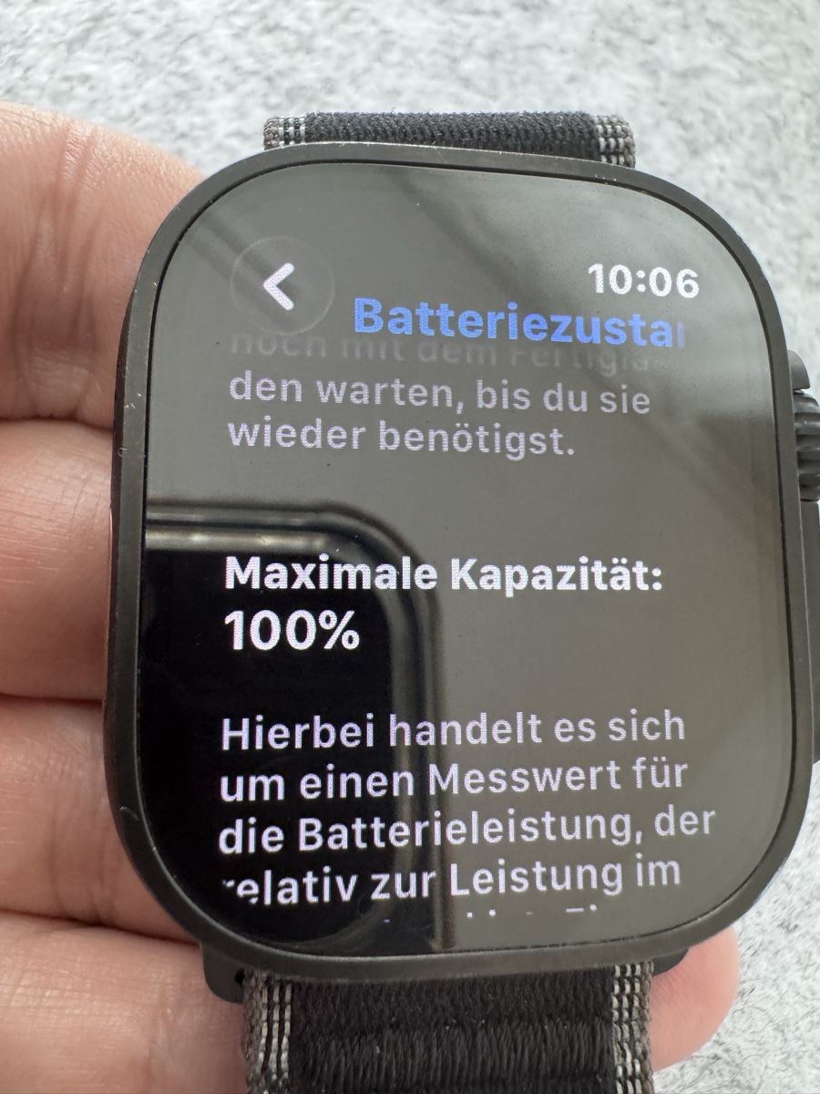 Apple Smartwatch: Apple Watch Ultra 3 Titan 49mm – Usato da Küssnacht am Rigi venduto da Thomi7 2