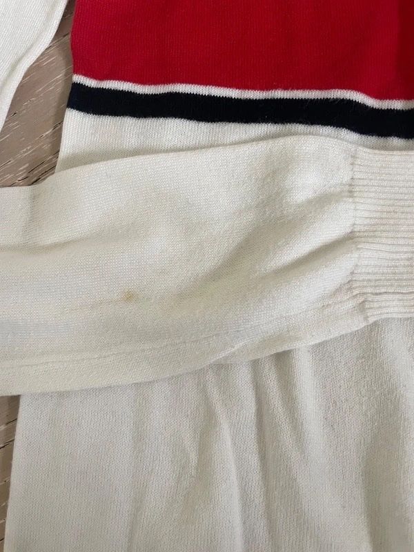Dolce & Gabbana Maglioni & Felpe: D&G cardigan size S – Difettoso da Yverdon-les-Bains venduto da pen_bbz8 1