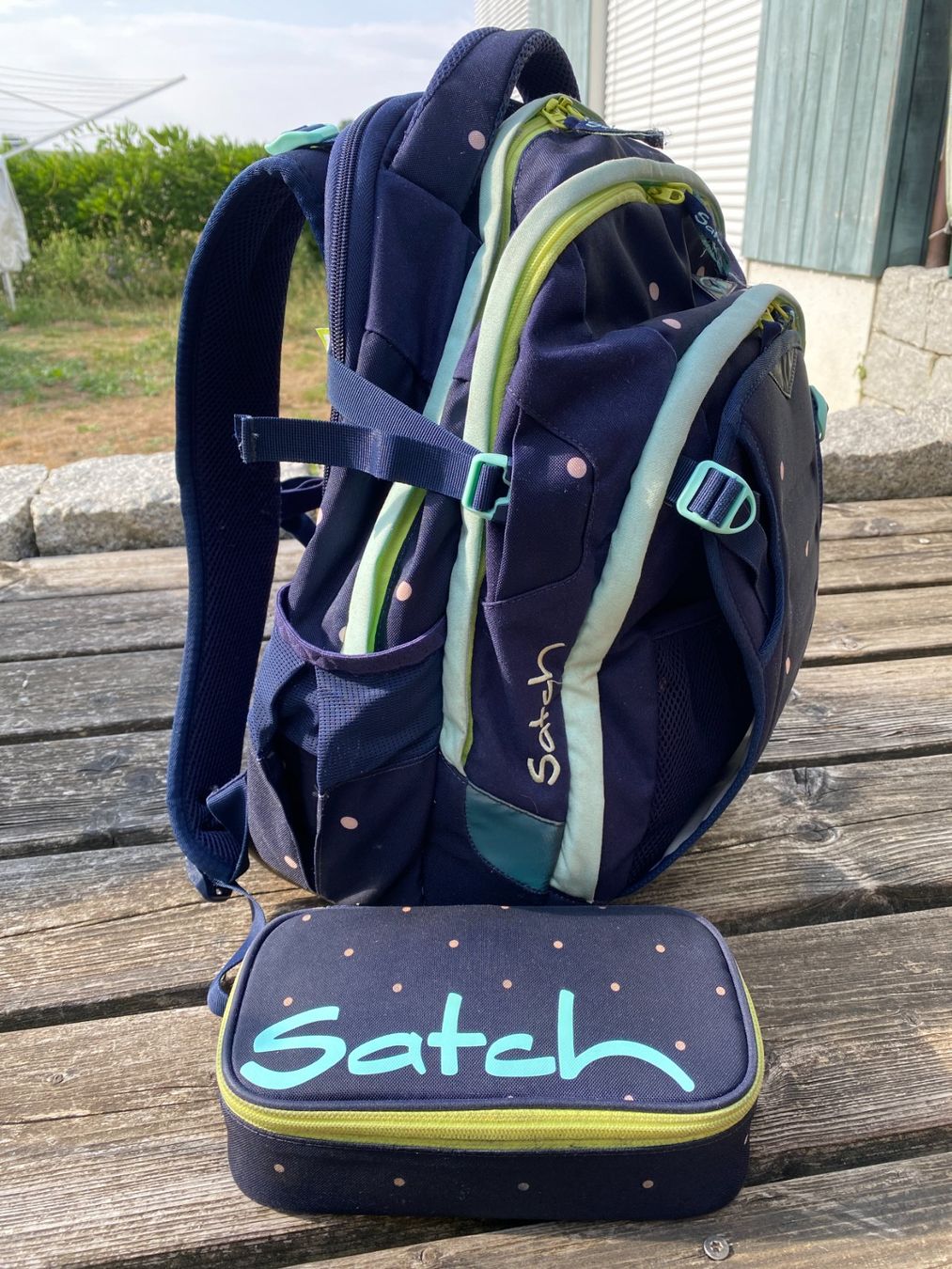 Satch Borse & Zaini: GROSSER SCHULTHEK / RUCKSACK VON SATCH MIT ETUI – Usato da Alberswil venduto da mina012