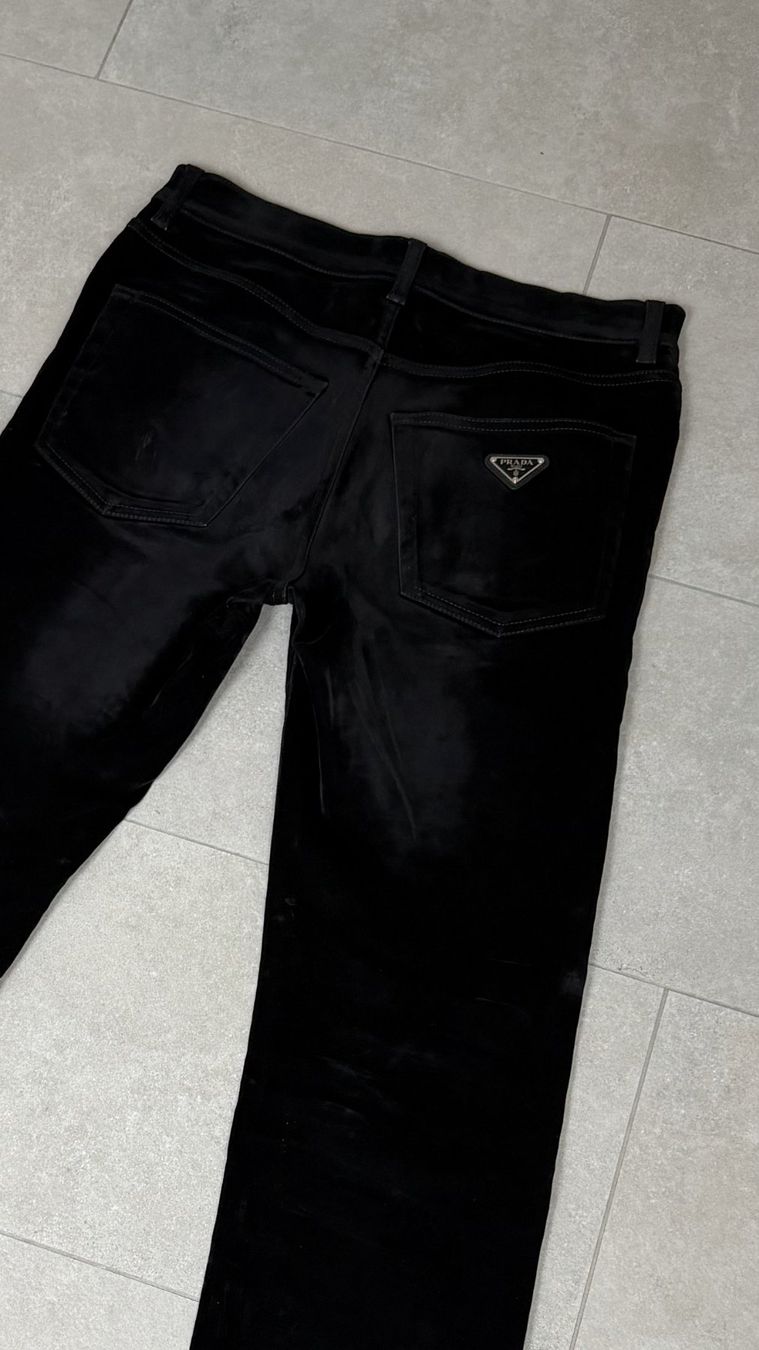 Prada Hosen: Prada Five Pockets Triangle Velvet Pants – Gebraucht aus Biel/Bienne von sami0788480082 8