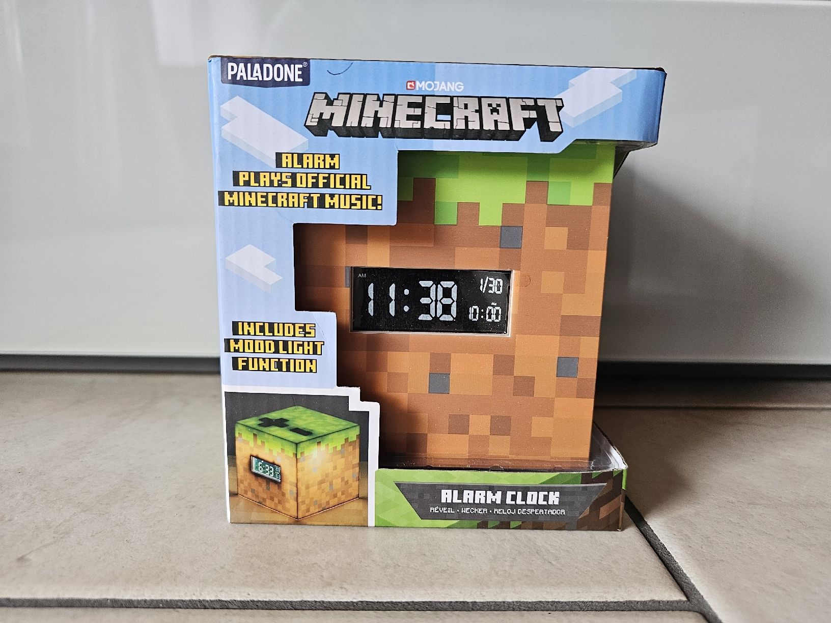 Réveils: Minecraft Wecker Grasblock  /  Fabrikneu – Neuf avec emballage d'origine à Schneisingen par backstore24 3