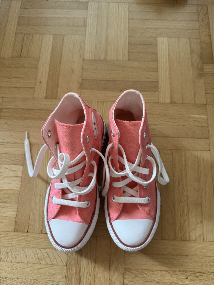 Converse Scarpe per ragazze: Converse, Grösse 31 – Nuovo (secondo la descrizione) da Kleinandelfingen venduto da les_gb7w