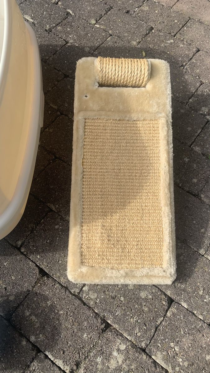 Liege- & Schlafplätze: Katzen Zubehör Set – Neu (gemäss Beschreibung) aus Hindelbank von hirzel02 3