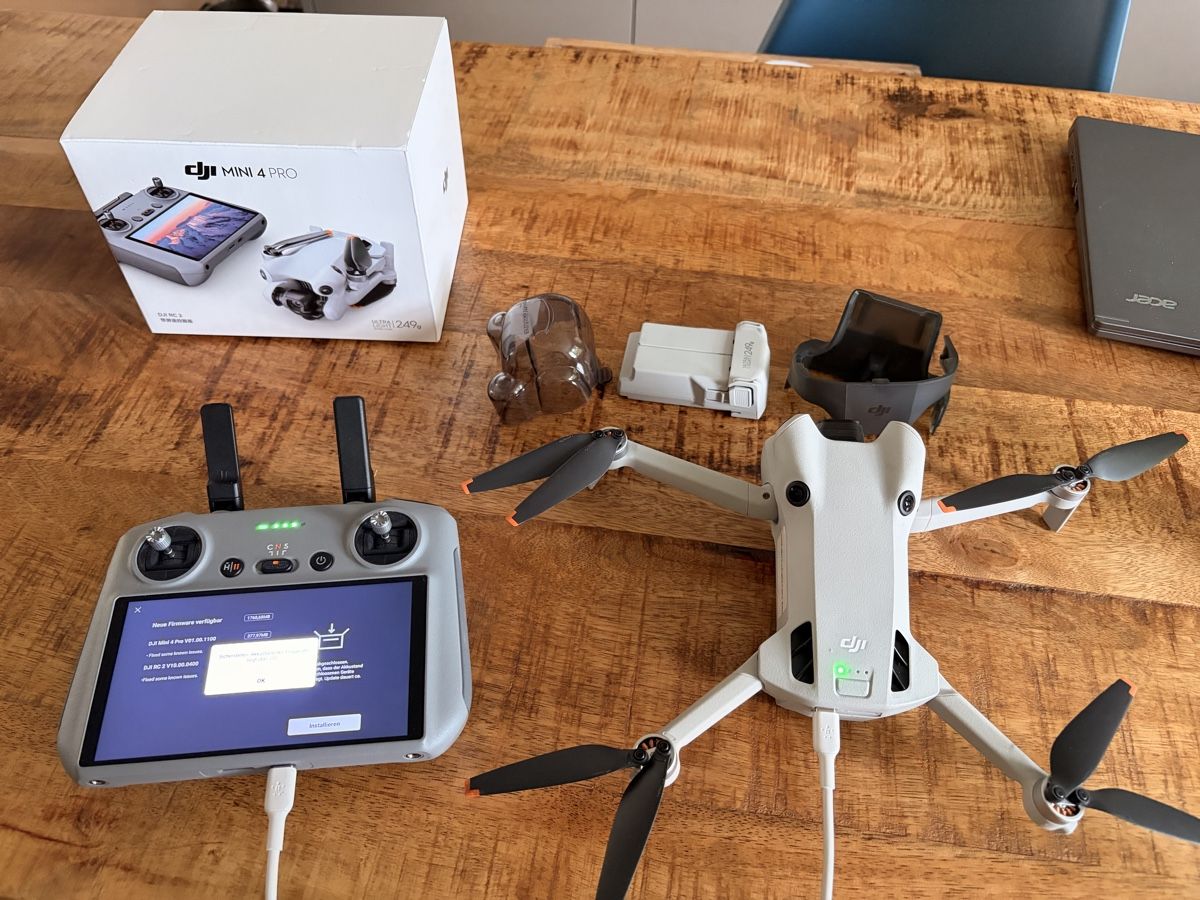 DJI Modellismo RC: DJI Mini 4 Pro Drohne mit RC 2  – Usato da Altstätten SG venduto da Guzzi73 3
