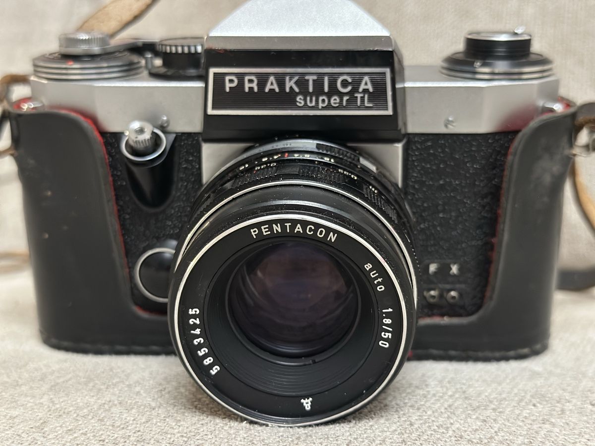 Fotocamera: Vintage Kamera Sammlung – Usato da Siggenthal Station venduto da DynamicLight 8