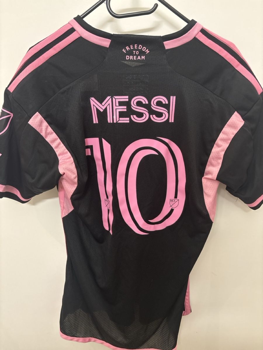 Adidas Canottiere & Pantaloni: Messi Miami Trikot – Nuovo (secondo la descrizione) da Winterthur venduto da raf_l7dn 1