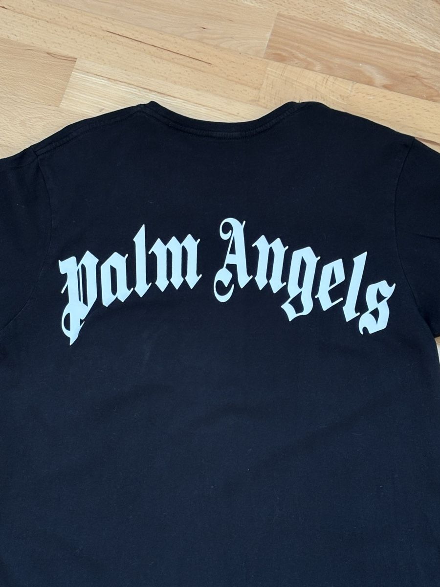 Palm Angels T-shirt: T-Shirt palm angels S-M – Nuovo (secondo la descrizione) da Zürich venduto da ann_26jc