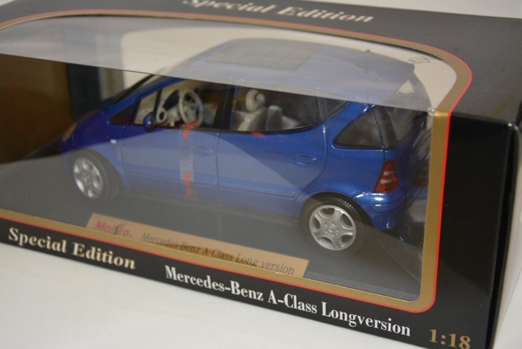 Mercedes-Benz Modellini d'auto: Mercedes-Benz A-KLasse Long Version 1:18 – Nuovo e nell'imballaggio originale da Goldach venduto da Feivel9 2