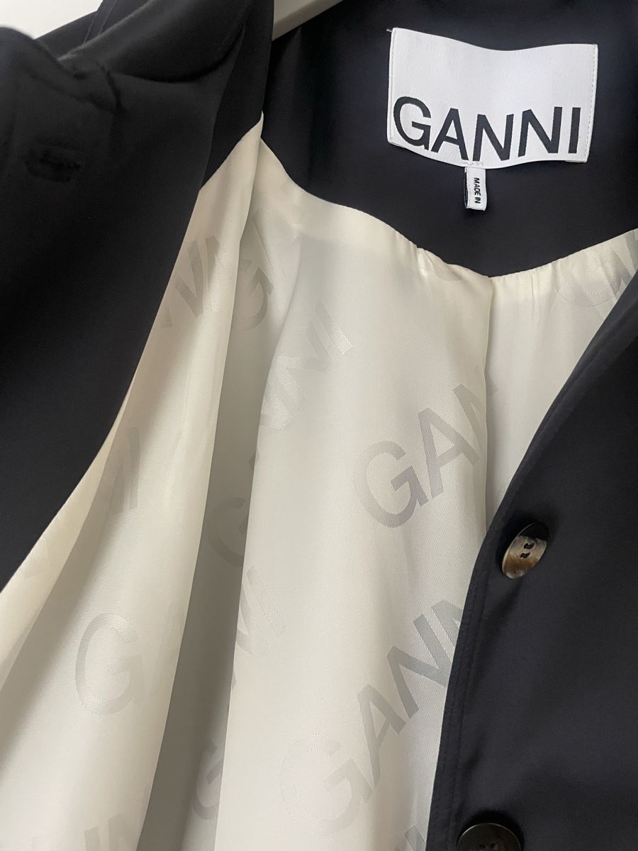 Ganni Giacche: Bomberjacke GANNI – Nuovo e nell'imballaggio originale da Turgi venduto da cotonniers 6