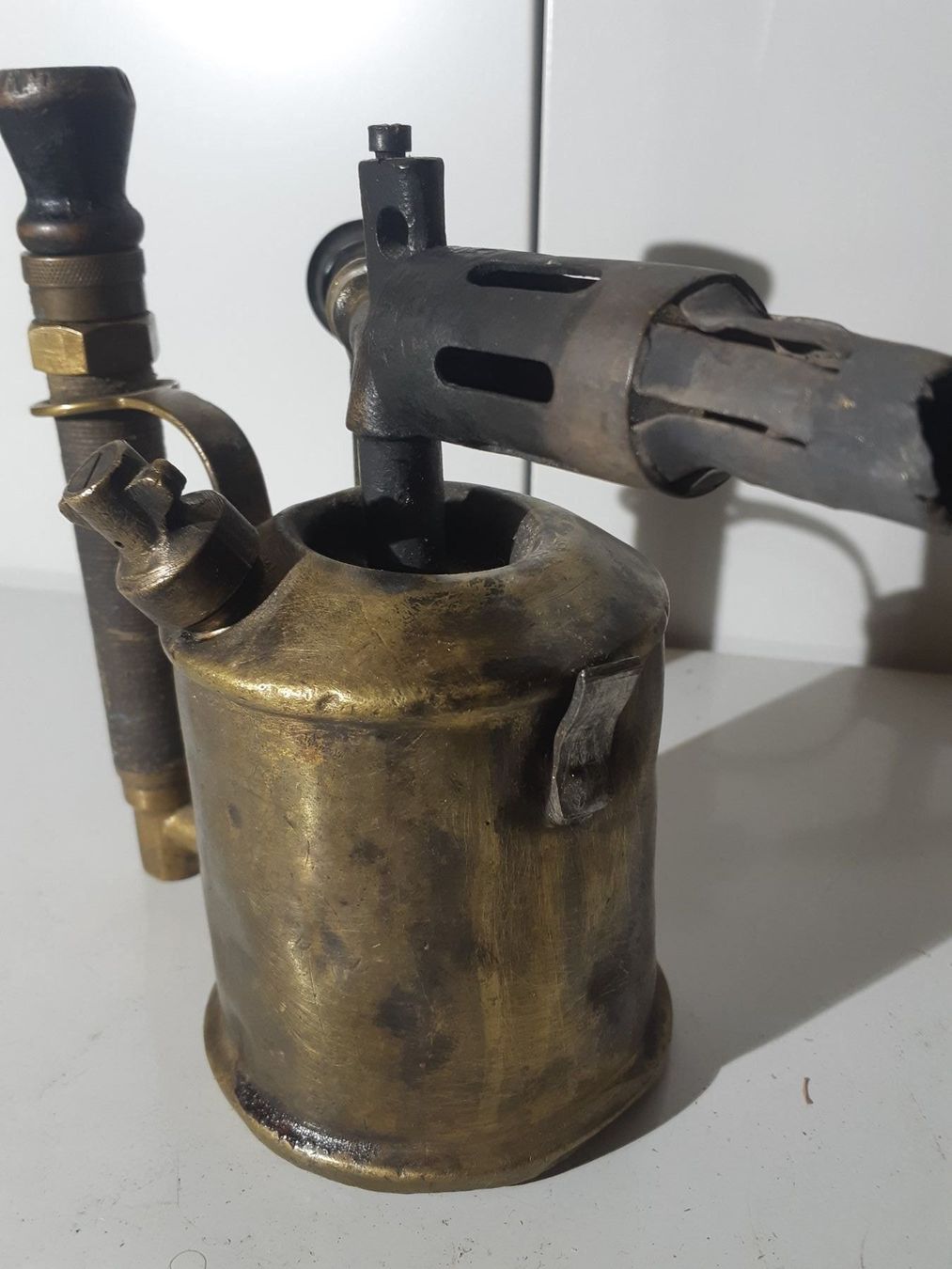 Tutti gli attrezzi: Antiker Petrol/Ölbrenner – Usato da Grindelwald venduto da carro5 4