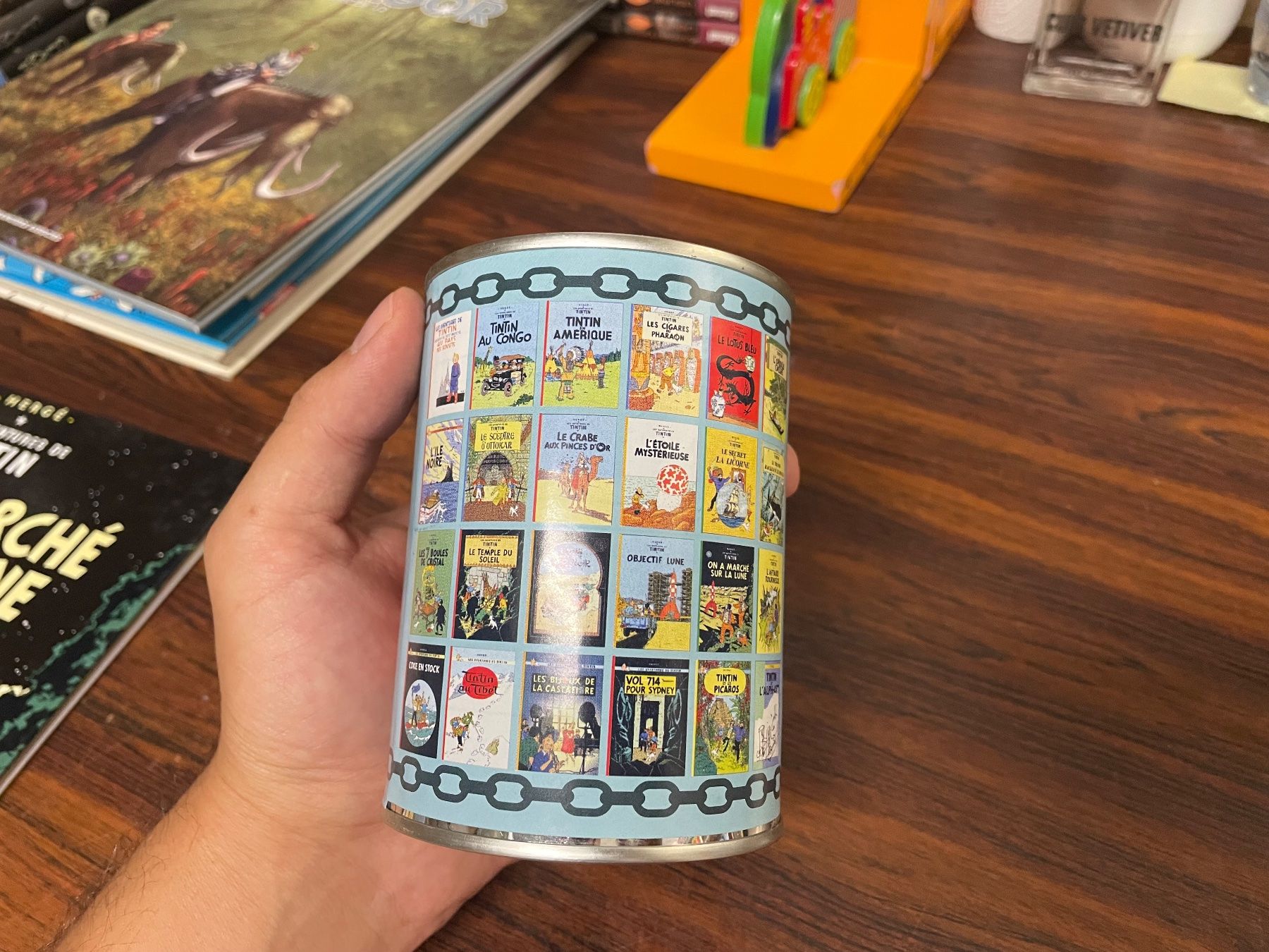 Fumetti: Boîte conserve Tintin  ( vide ) – Usato da Lausanne venduto da Michel_Ozcan 1