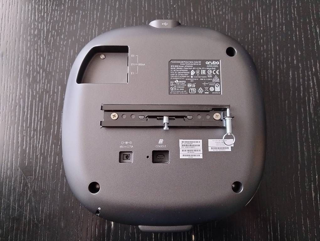 Aruba Modems & Router: HPE Aruba Networks WLAN Access Point - AP 555 – Gebraucht aus Zürich von Leeserp 2