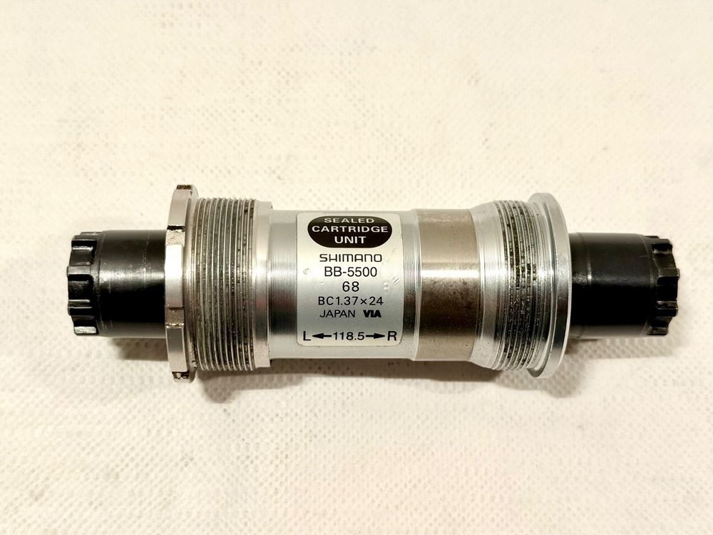 SHIMANO Boîtier 105 Italien Octalink 5500