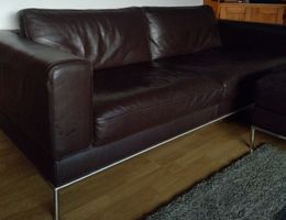 Elegantes Leder Sofa, Probesitzen empfohlen in BRIG