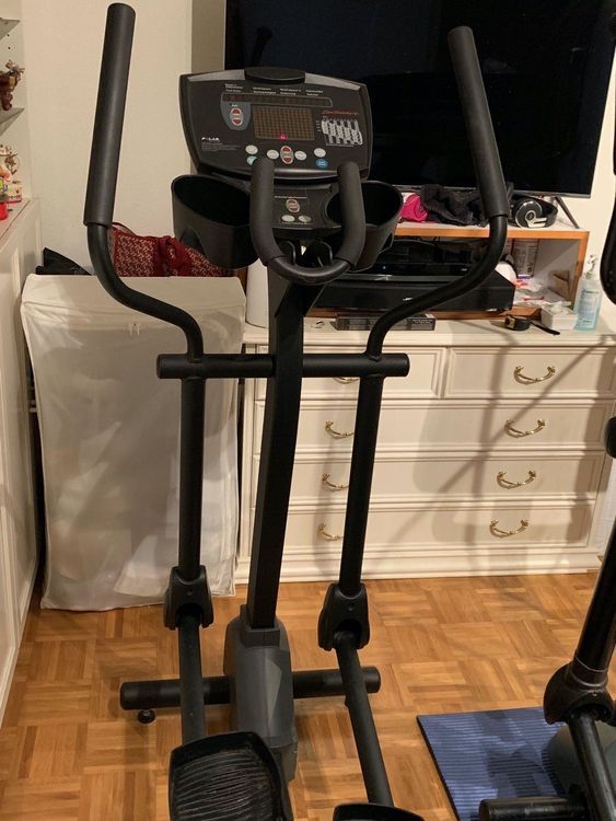 Crosstrainer Life Fitness x5I Kaufen auf Ricardo