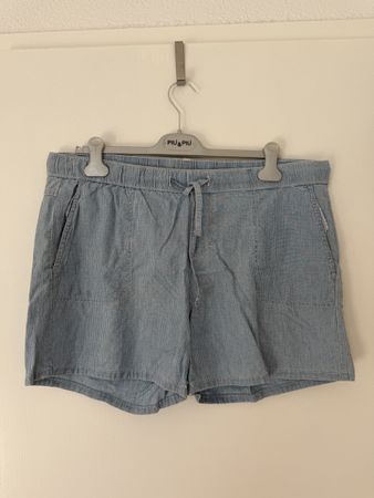 Shorts Grösse 42