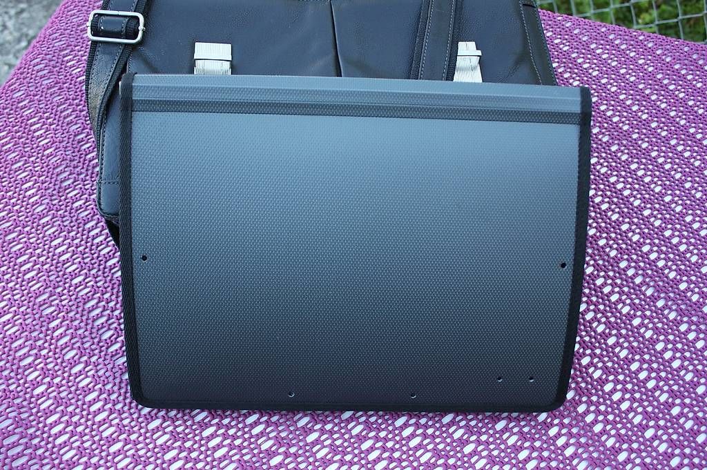 Taschen: Schöne Büroledertasche, neuwertig...... – Gebraucht aus Uttwil von meintoeff 2