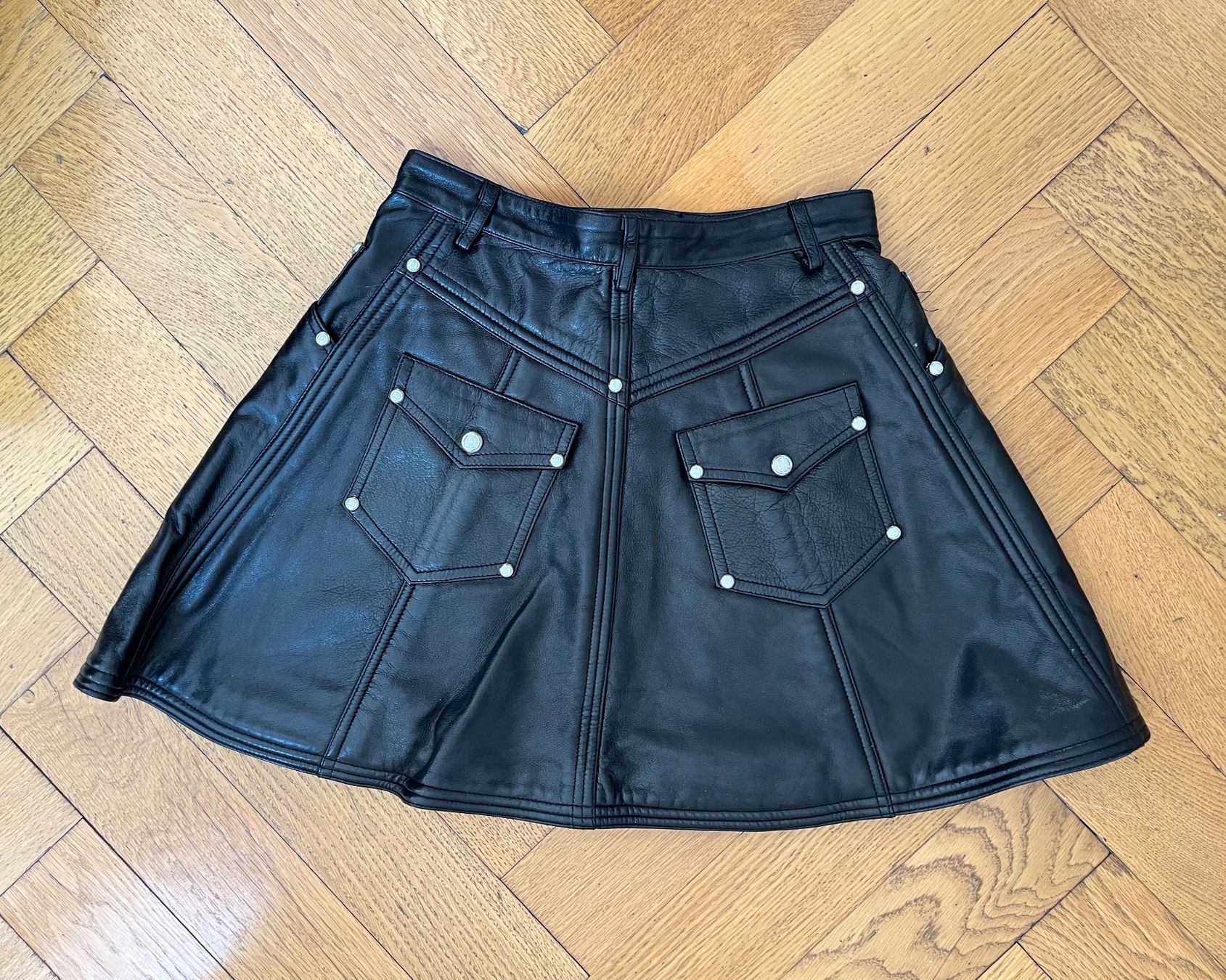 Balmain Gonne: Balmain, mini jupe cuir, runway – Usato da Genève venduto da dachaw 1