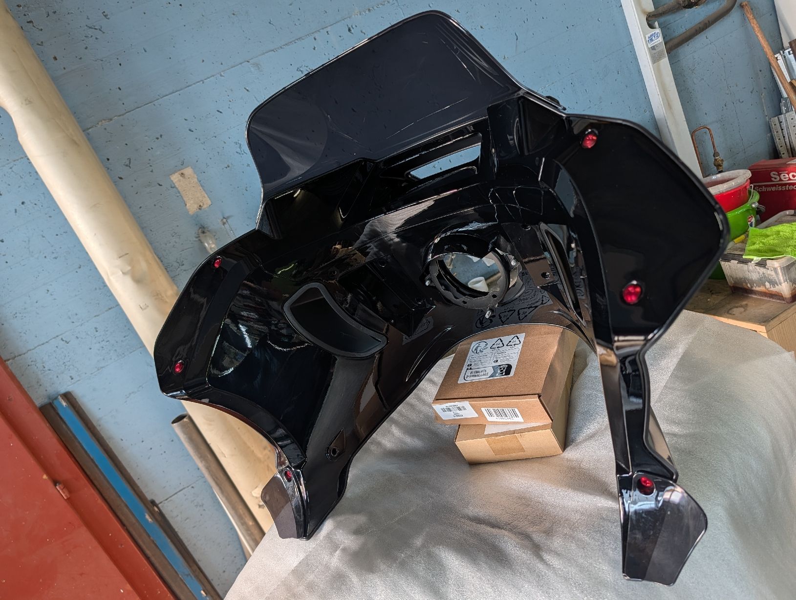 Harley-Davidson Tutti i ricambio per moto: HD Lowrider ST Front (Style) – Nuovo (secondo la descrizione) da Herzogenbuchsee venduto da Black-C01 2