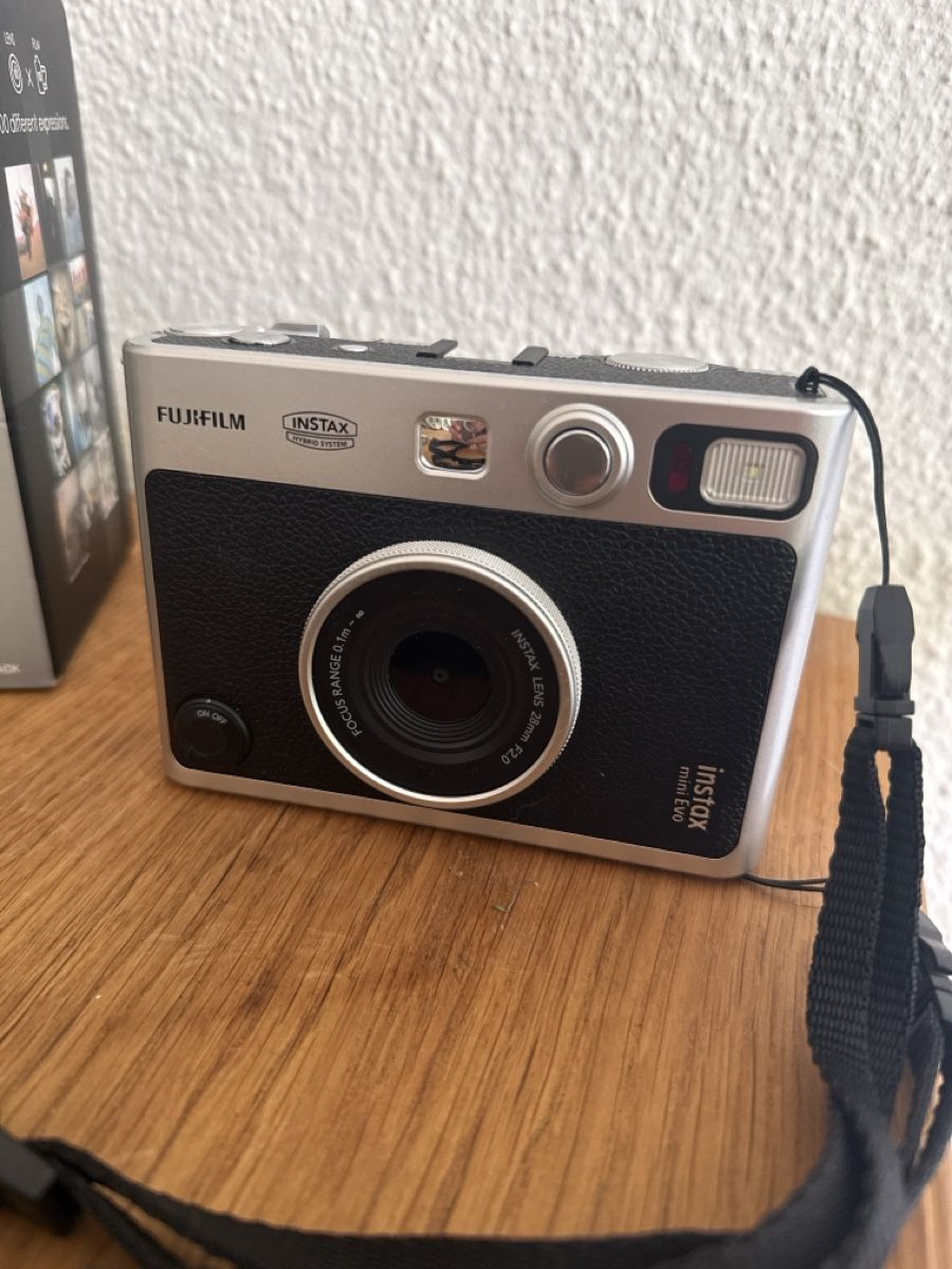 Fujifilm Kamera: Fujifilm Instax Mini Evo Kamera schwarz neu – Neu (gemäss Beschreibung) aus Rapperswil SG von TimoWey 2