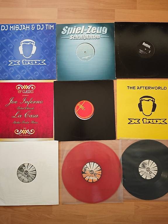 Dischi in vinile: 18 x Vinyl Old School Techno – Usato da Sitterdorf venduto da denizio