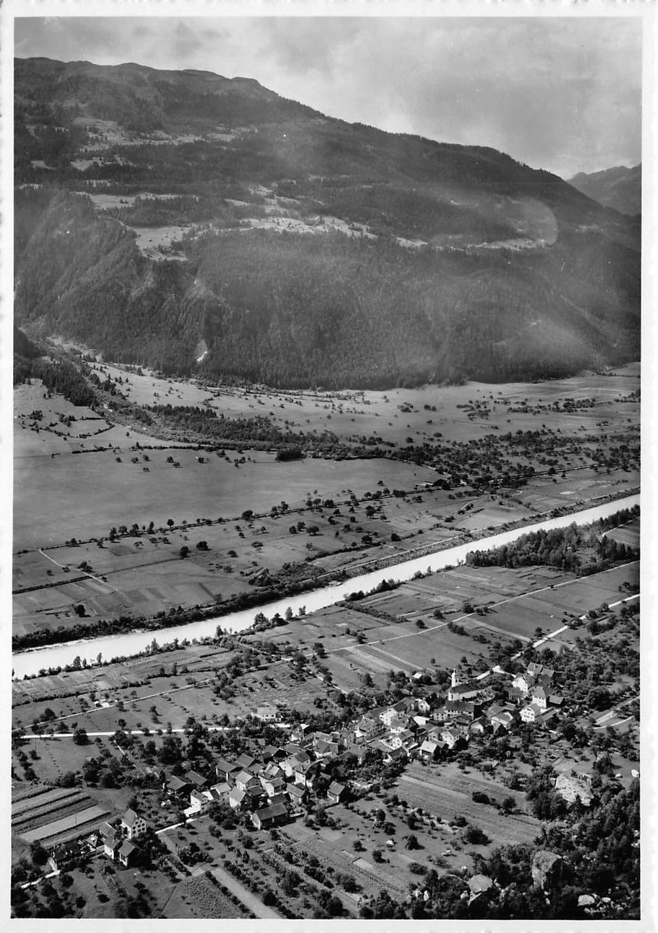 Ansichtskarten: Felsberg – Gebraucht aus Ottikon b.Kemptth. von Neptun1974