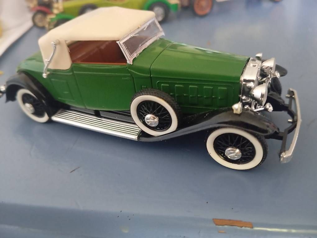 Cadillac Voitures modèles: Cadillac V16 1931 – D'occasion à Basel par Petergunn 4