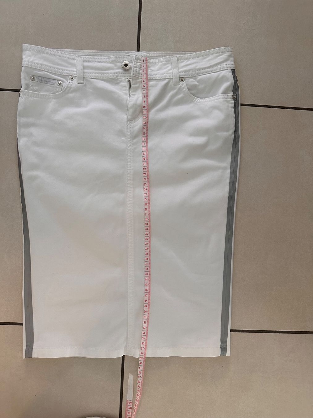 Dolce & Gabbana Gonne: Rock Dolce&Gabbana – Usato da Alpnach Dorf venduto da ljusja 8