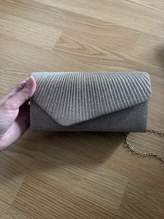 Elegante Clutch/Abendtasche in Gold