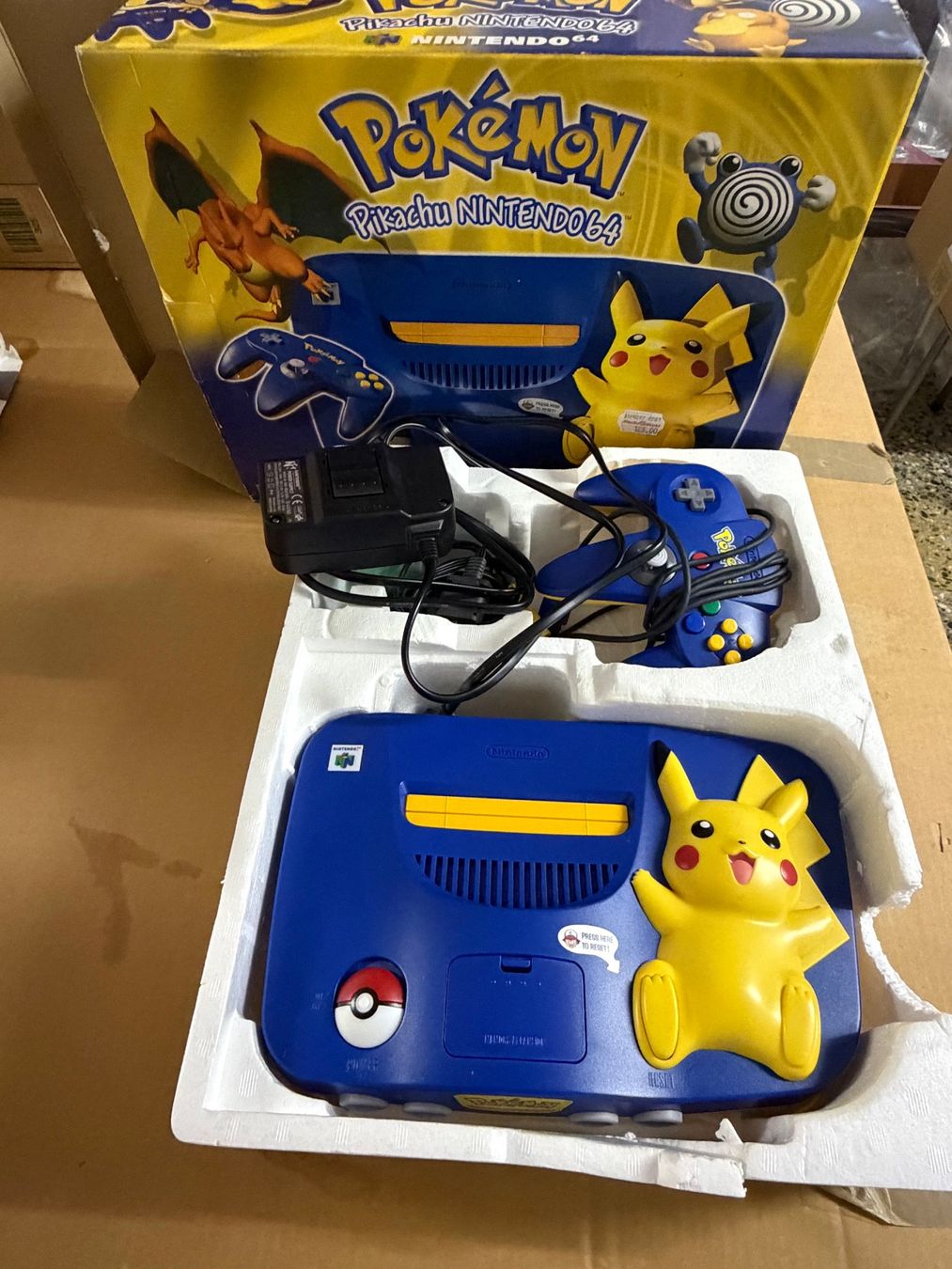 Nintendo Console: Nintendo 64 Pikachu – Usato da Marly venduto da El10
