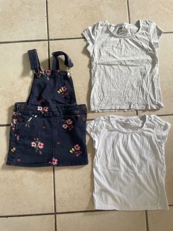 Süsser H&M Latzjupe+2 T-Shirts Gr.98