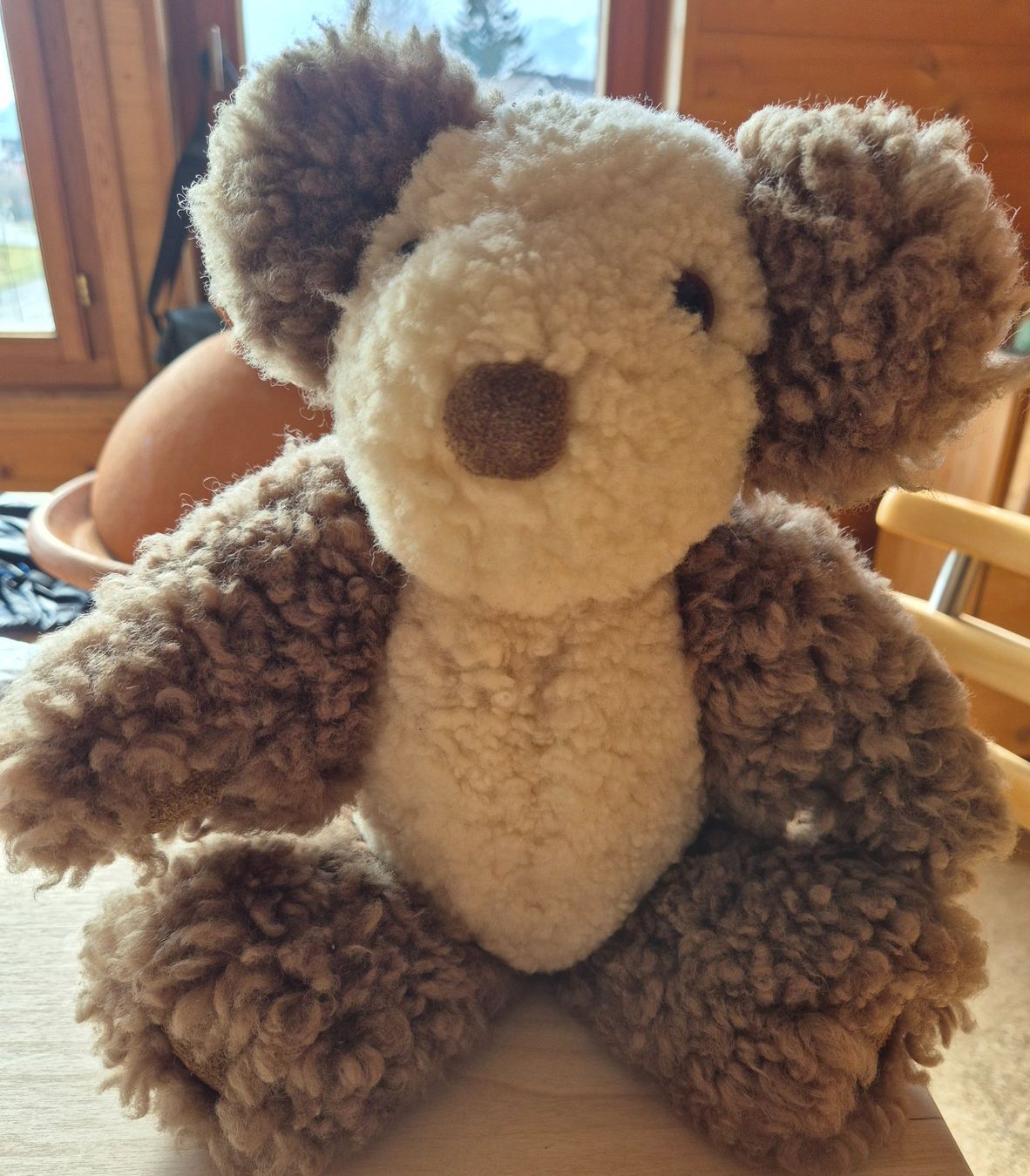 Spielzeuge: Teddybär, flauschig, sehr schöne Handarbeit – Gebraucht aus Buchs SG von MStBu