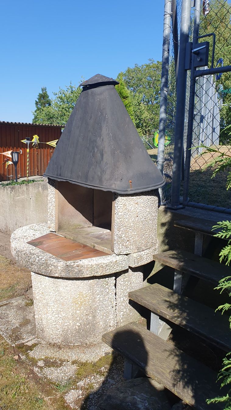 Griglie: Waschbeton Chemine /Grill – Usato da Walzenhausen venduto da Yukitwo 2